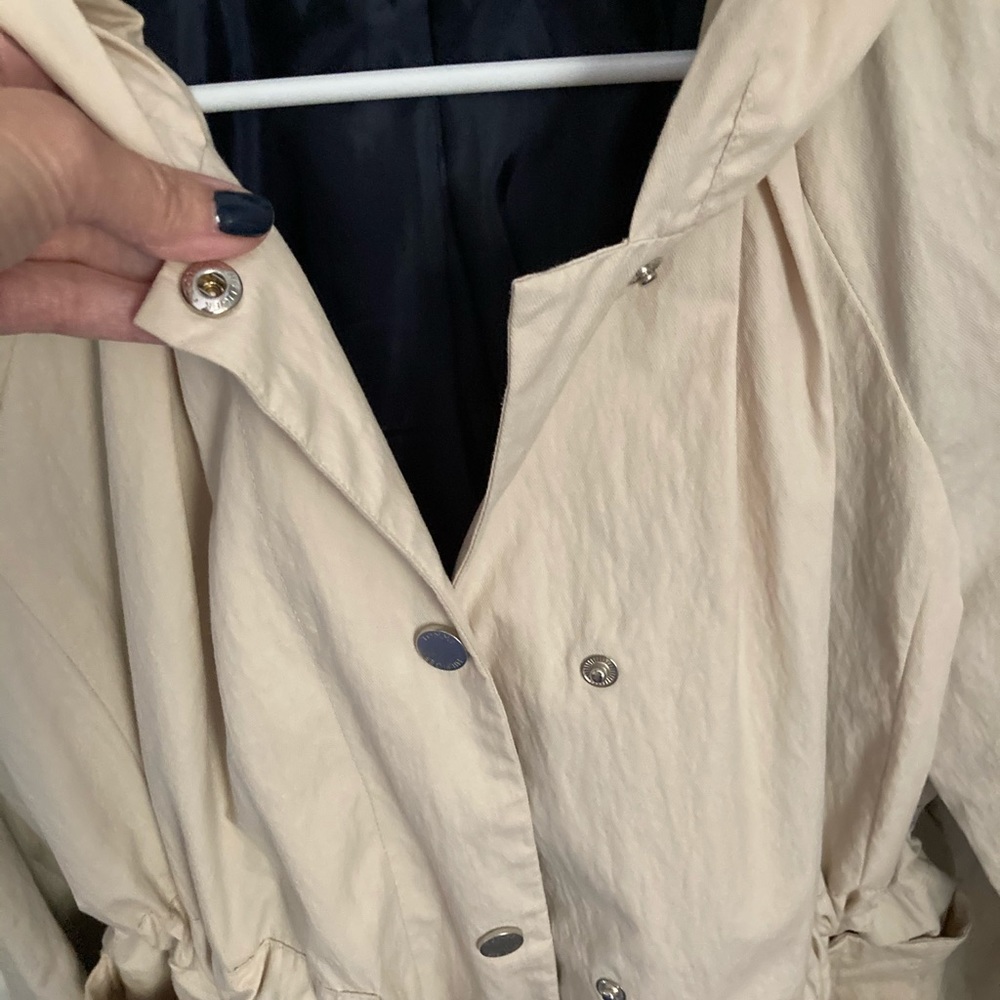 Jacket - Picture 4 of 4